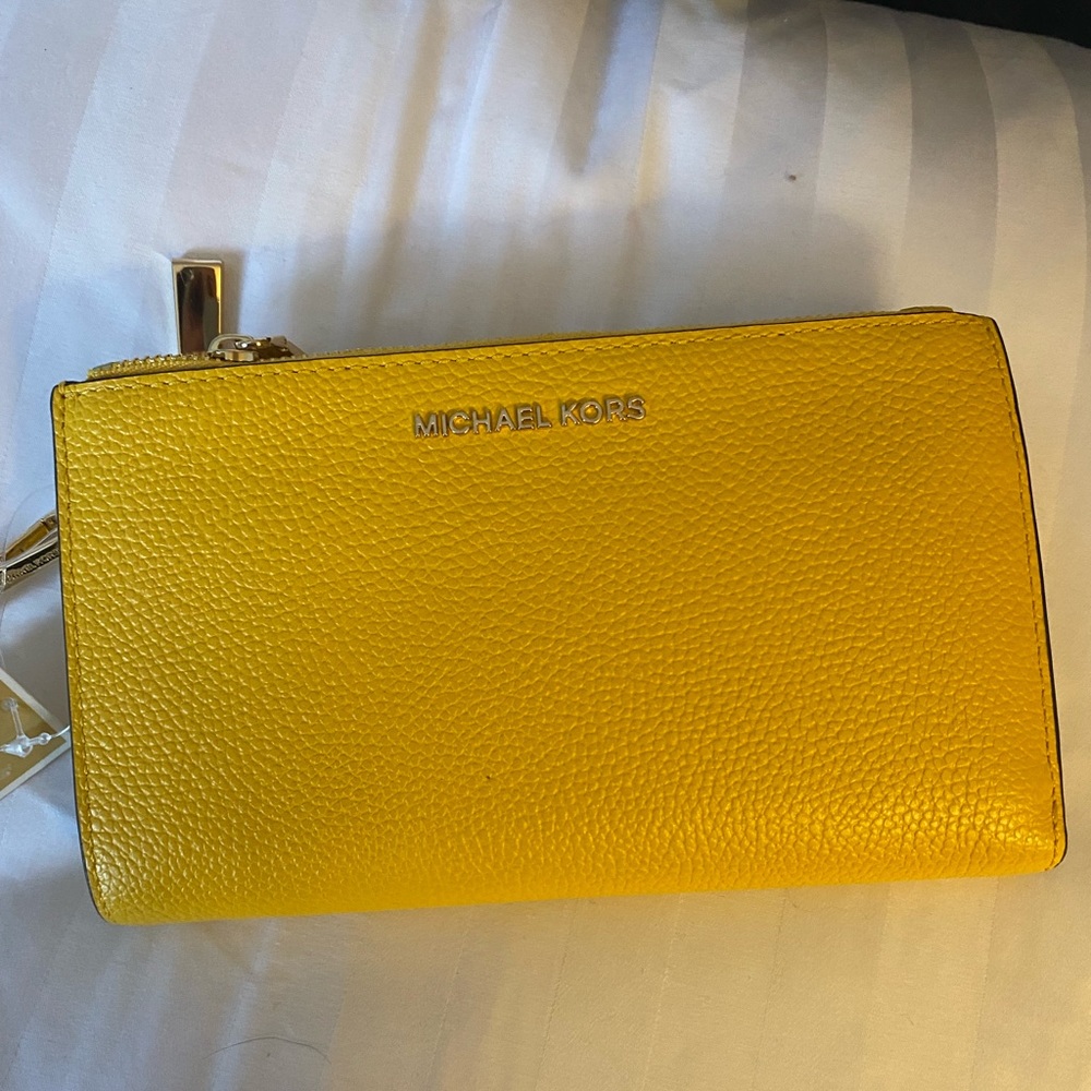 Michael Kors Wristlet